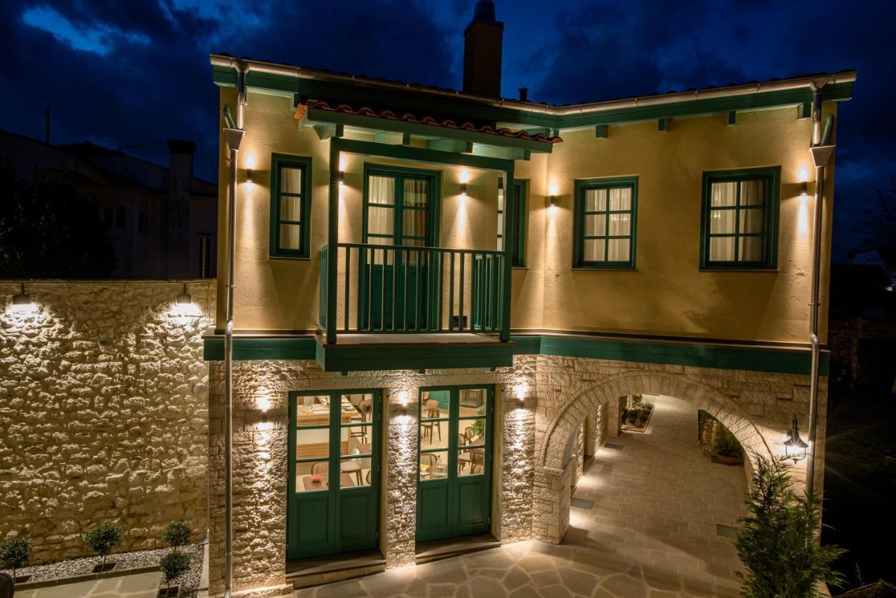 Castrello Old Town Hospitality Hotel อิโออันนินา ภายนอก รูปภาพ
